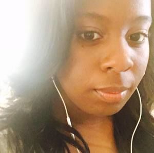 Meet your Posher, Lonnesha